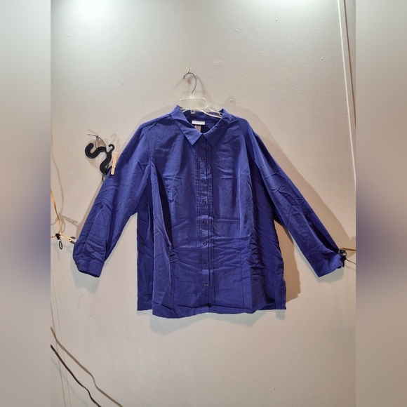 Women's Catherines Button-Down Shirt Size: 1X (18-20). Long Roll-tab Sleeves - Picture 1 of 3